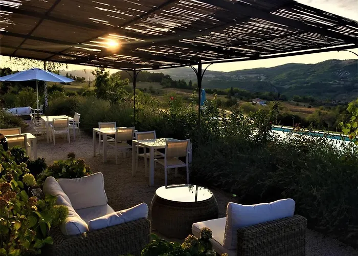 Il Colombarone Villa *